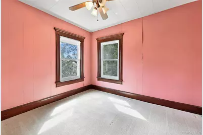 38 Prospect Street, Middletown, NY 10940 - Photo 32