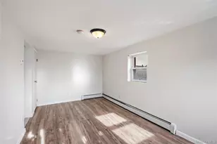 84 Pleasure Ave, Ronkonkoma, NY 11779 - Photo 4