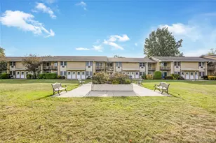 700 Broadway, Amityville, NY 11701 - Photo 16