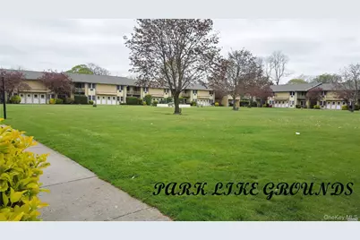 700 Broadway #28, Amityville, NY 11701 - Photo 2