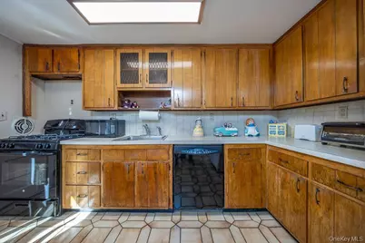 5 Park Terrace, New City, NY 10956 - Photo 18