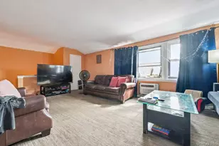 89-48 Pontiac St, Jamaica, NY 11427 - Photo 18