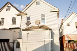 105-32 130th St, Richmond Hill, NY 11419 - Photo 36