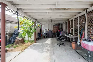 104-48 Lefferts Blvd, Richmond Hill, NY 11419 - Photo 18