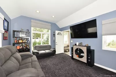 72 Koehl Street, Massapequa Park, NY 11762 - Photo 16