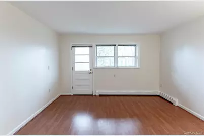 100 Dowd Street #C8, Haverstraw, NY 10927 - Photo 4