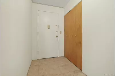 560 Halstead Avenue #2E, Harrison, NY 10528 - Photo 4