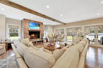 198 South Country Road, Remsenburg, NY 11960 - Photo 8