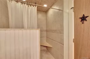 198 S Country Rd, Remsenburg, NY 11960 - Photo 38