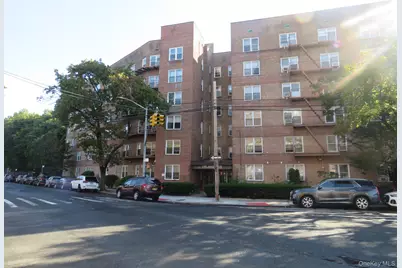 7445 Yellowstone Blvd #5G, Rego Park, NY 11374 - Photo 2