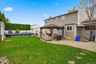 68 Westwood Ave, Deer Park, NY 11729 - Photo 42