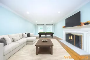 17 Pinewood Rd, Manhasset, NY 11030 - Photo 10