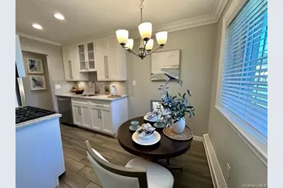 9 Williams Boulevard #6-1D, Lake Grove, NY 11755 - Photo 4