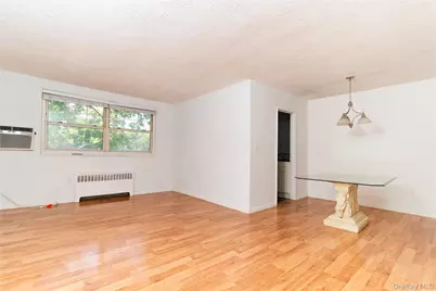 61-15 251 Street #1100, Little Neck, NY 11362 - Photo 8