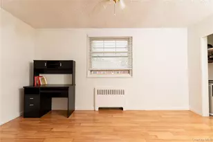 61-15 251st St, Little Neck, NY 11362 - Photo 10