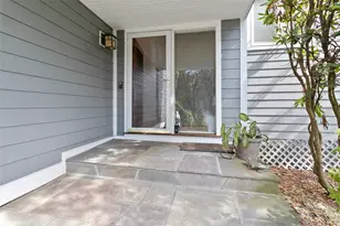 6 Greenwood Ct, Briarcliff Manor, NY 10510 - Photo 2