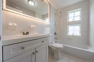 1 Patricia Ln, Bronx, NY 10465 - Photo 14