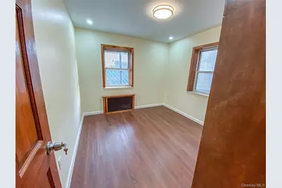 1318 Mace Avenue, Bronx, NY 10469 - Photo 20