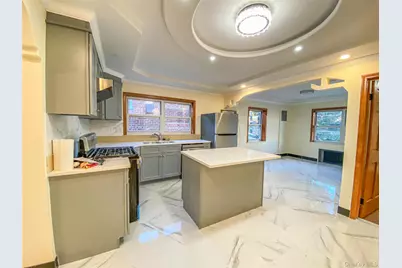 1318 Mace Avenue, Bronx, NY 10469 - Photo 18