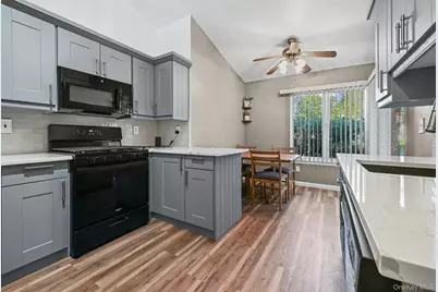 12 Ascot Place, Coram, NY 11727 - Photo 6