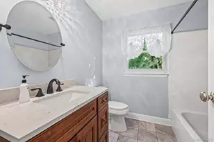 12 Ascot Pl, Coram, NY 11727 - Photo 12