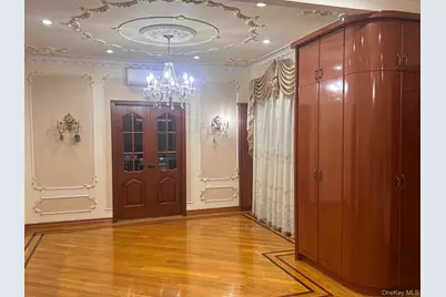 8042 168th Street, Jamaica, NY 11432 - Photo 18