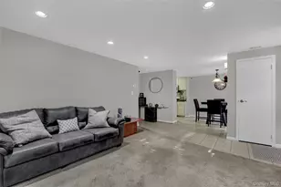 431 Clubhouse Ct, Coram, NY 11727 - Photo 2