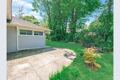 19 Ridge Drive E, Roslyn, NY 11576 - Photo 30