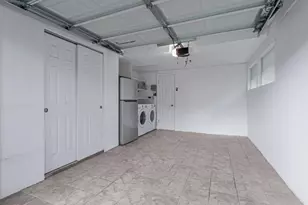 19 Ridge Dr E, Roslyn, NY 11576 - Photo 30