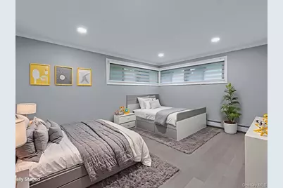 19 Ridge Drive E, Roslyn, NY 11576 - Photo 22