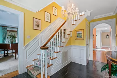 1 Beardsley Lane, Lloyd Harbor, NY 11743 - Photo 2