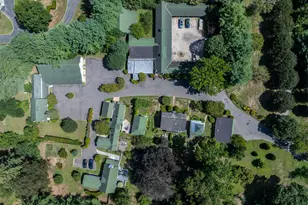 23 Old Westbury Rd, Old Westbury, NY 11568 - Photo 32