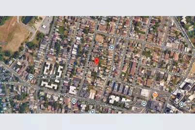 22-80 Jaydee Court, Far Rockaway, NY 11691 - Photo 4