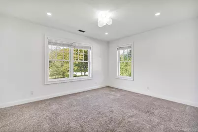 14 Culver Lane, East Moriches, NY 11940 - Photo 16