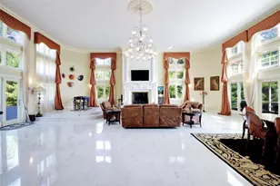 26 Tennis Court Rd, Oyster Bay, NY 11771 - Photo 14