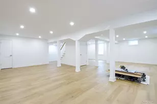 225 Brixton Rd, Garden City, NY 11530 - Photo 28