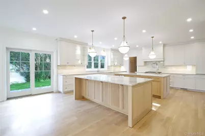 225 Brixton Road, Garden City, NY 11530 - Photo 10