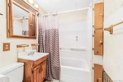 284 Aka 11 Tompkins Avenue, Yonkers, NY 10710 - Photo 20