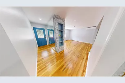 1141 Waverly Avenue, Farmingville, NY 11738 - Photo 12