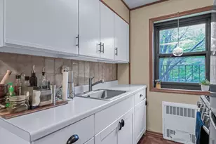 118-66 Metropolitan, Kew Gardens, NY 11415 - Photo 14