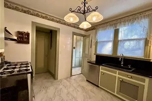 130 E Cedar St, Fleetwood, NY 10552 - Photo 16