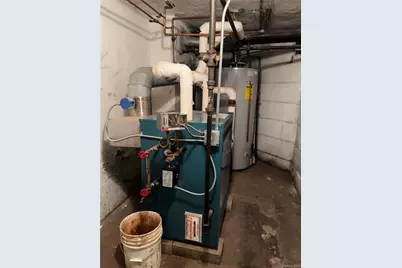 78-11 73rd Place, Glendale, NY 11385 - Photo 14