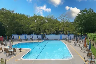 80-35 Springfield Boulevard #E-6, Bayside, NY 11364 - Photo 6