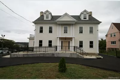 385 Palisade Avenue #3, Yonkers, NY 10703 - Photo 1
