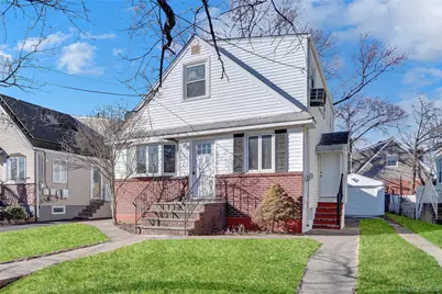 140 Arlington Avenue, Valley Stream, NY 11580 - Photo 2