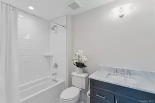 7 Margareta Ct, Westhampton Beach, NY 11978 - Photo 20