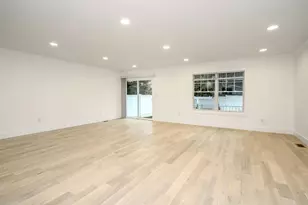 13 Dunes Ln, Port Washington, NY 11050 - Photo 24