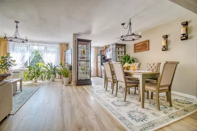 145 Lincoln Avenue #2F, New York, NY 10306 - Photo 6