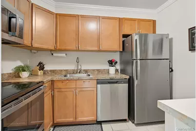 1840 Crompond Road #7B3, Peekskill, NY 10566 - Photo 10