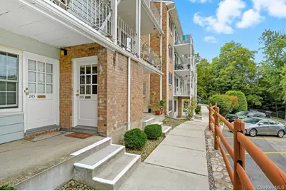 1840 Crompond Road #7B3, Peekskill, NY 10566 - Photo 2